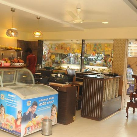 Suvarna Regency Hassan Exterior foto